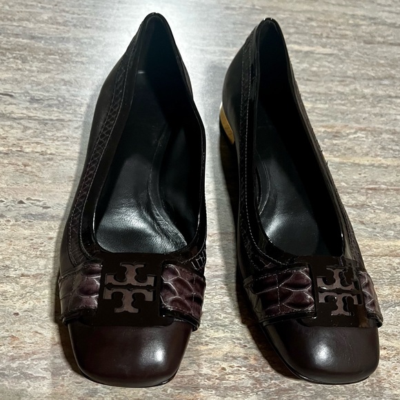 NWOB Tory Burch dark Brown leather shoes with Croco print - Picture 1 of 16